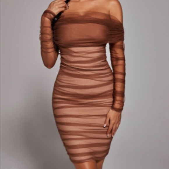 Bella Barnet Beige Dress - Picture 1 of 8